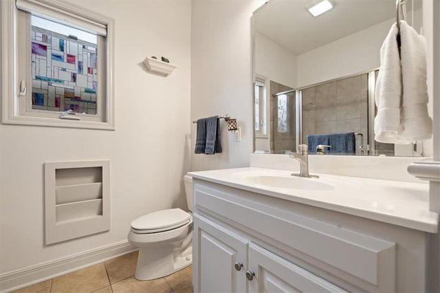 1348 SW Heartwood Drive, Lee's Summit, MO 64081