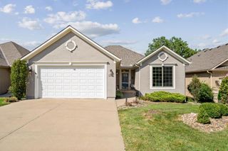 1348 SW Heartwood Drive, Lee's Summit, MO 64081
