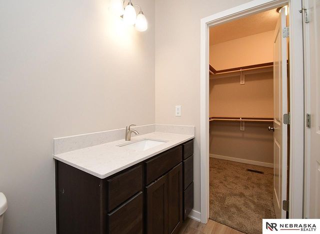 1724 Morgan Drive, Nebraska City, NE 68410