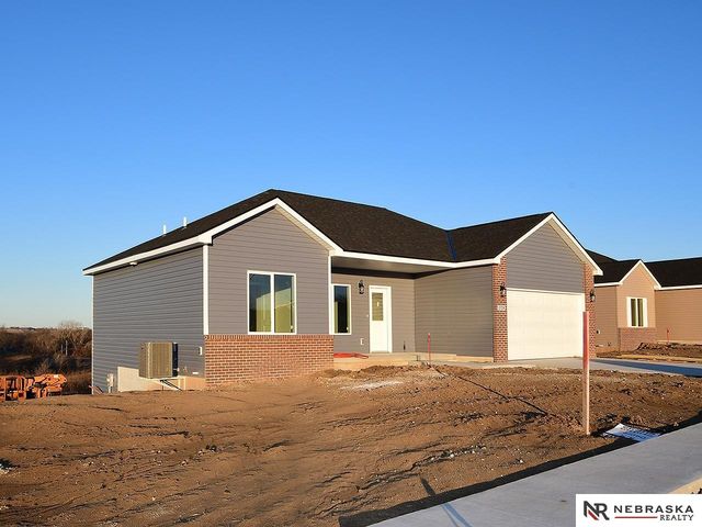 1724 Morgan Drive, Nebraska City, NE 68410