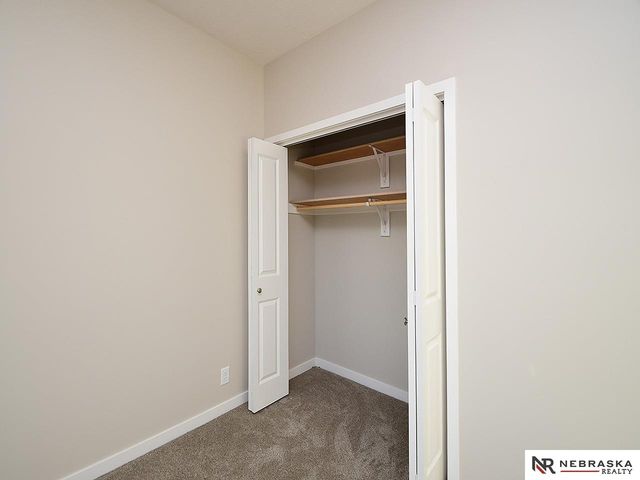 1724 Morgan Drive, Nebraska City, NE 68410