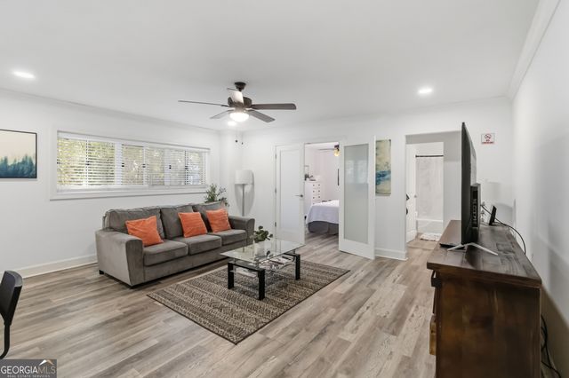 300 Peachtree Street NE 2N, Atlanta, GA 30308