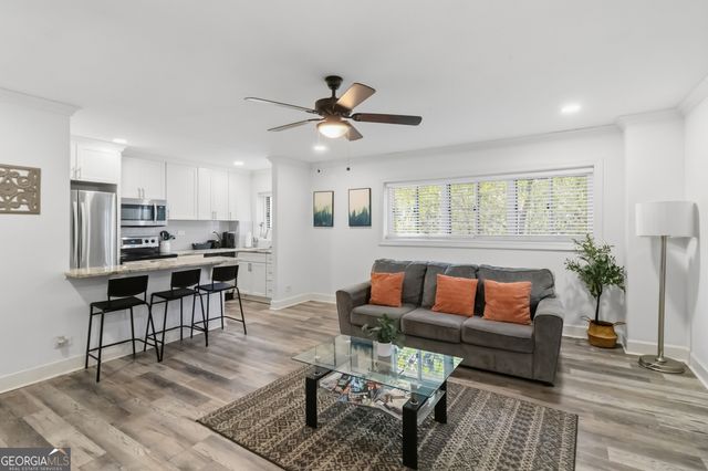 300 Peachtree Street NE 2N, Atlanta, GA 30308