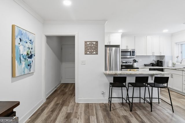 300 Peachtree Street NE 2N, Atlanta, GA 30308
