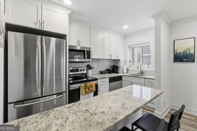 300 Peachtree Street NE 2N, Atlanta, GA 30308