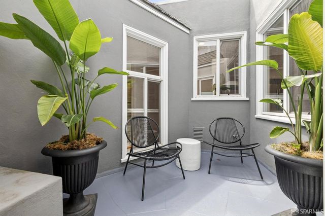 1727 31st Avenue, San Francisco, CA 94122