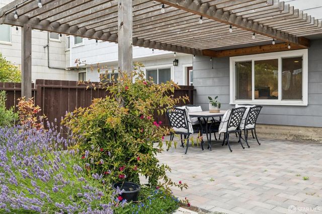 1727 31st Avenue, San Francisco, CA 94122