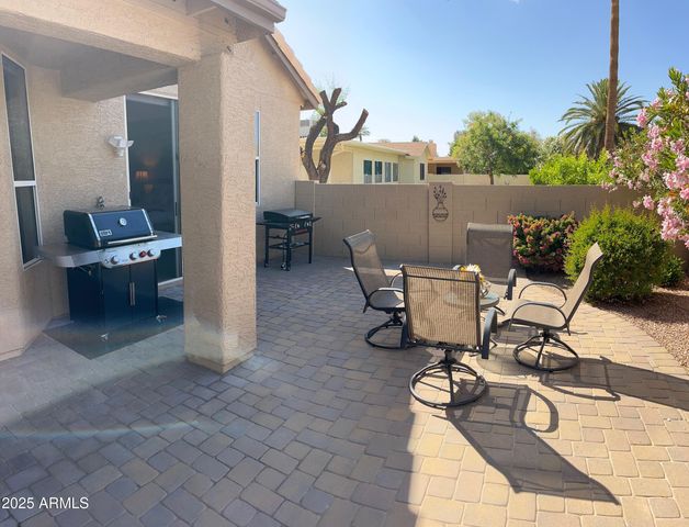 25825 S SHERBROOK Drive, Sun Lakes, AZ 85248