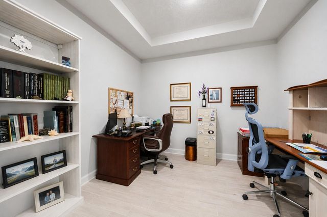 6066 MESA GLEN, Bradenton, FL 34203
