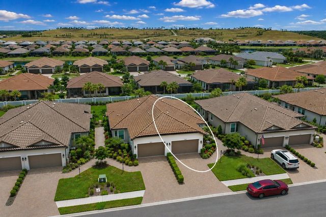 6066 MESA GLEN, Bradenton, FL 34203