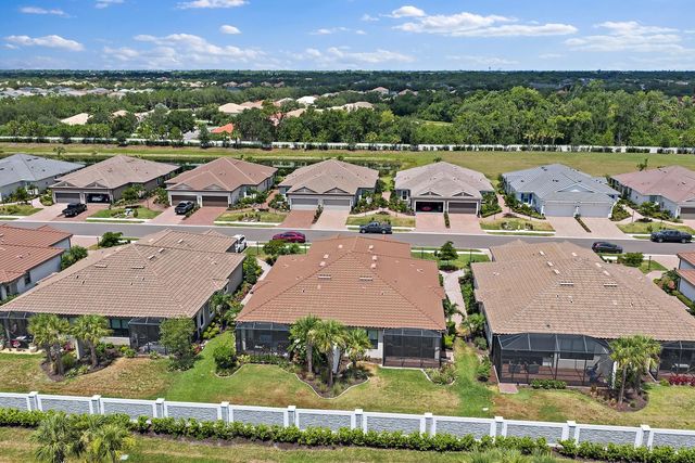 6066 MESA GLEN, Bradenton, FL 34203