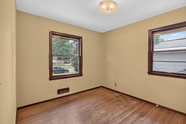 11003 Norway Street NW, Coon Rapids, MN 55448