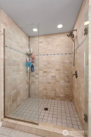 138 Sunrise Avenue SE, Ocean Shores, WA 98569