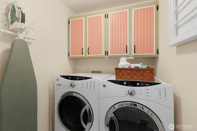 138 Sunrise Avenue SE, Ocean Shores, WA 98569