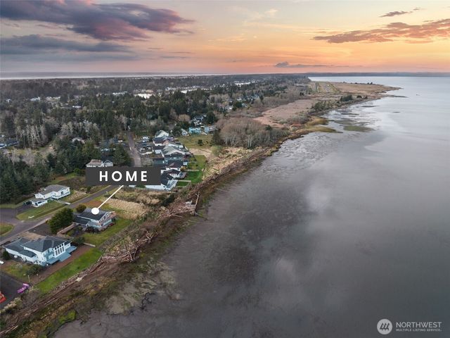 138 Sunrise Avenue SE, Ocean Shores, WA 98569