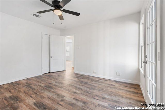 2530 W MISTLETOE AVE, San Antonio, TX 78228