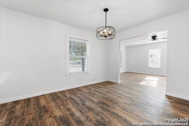 2530 W MISTLETOE AVE, San Antonio, TX 78228