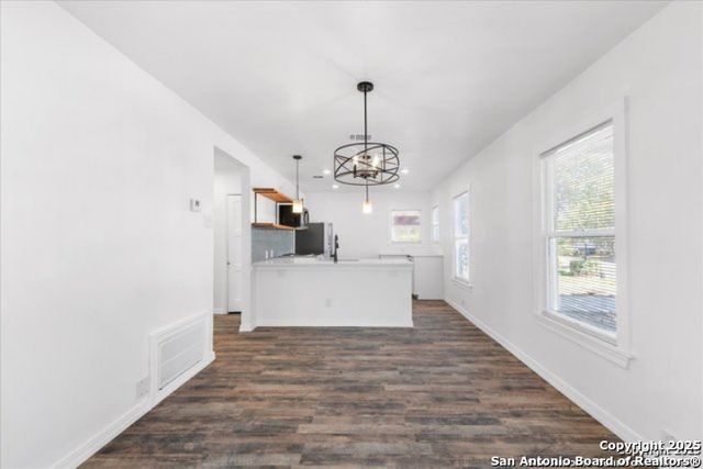 2530 W MISTLETOE AVE, San Antonio, TX 78228