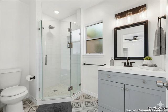 2530 W MISTLETOE AVE, San Antonio, TX 78228