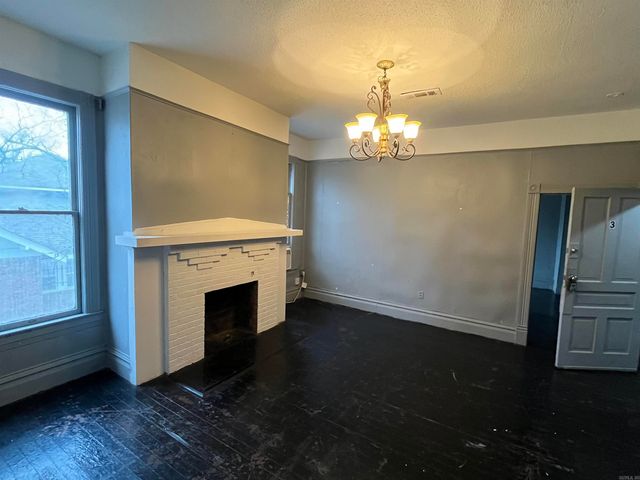 3312 W 12th St Street, Little Rock, AR 72204