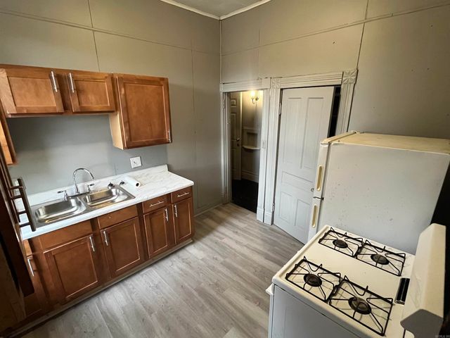 3312 W 12th St Street, Little Rock, AR 72204