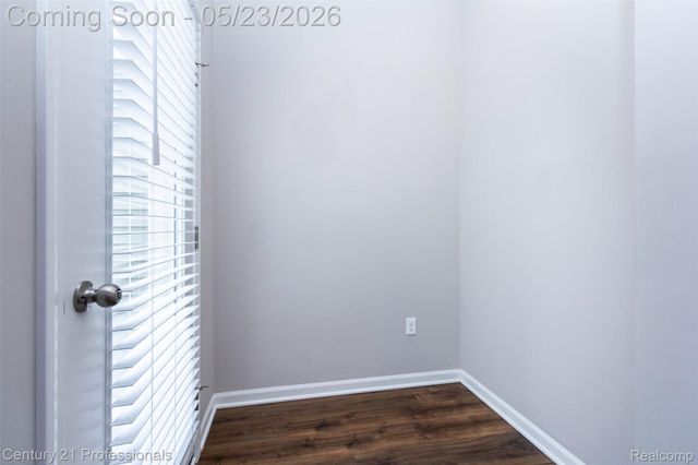 4918 TREESIDE Lane 27, Troy, MI 48098
