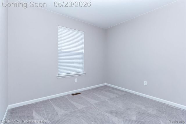 4918 TREESIDE Lane 27, Troy, MI 48098