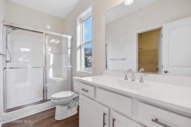 10 Brookhaven Court, Wilton, NY 12866