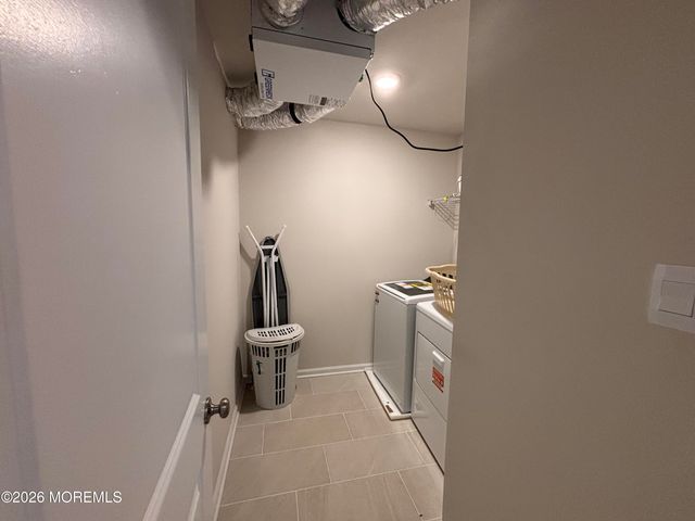 4 Victoria Gardens Square, Neptune Township, NJ 07753