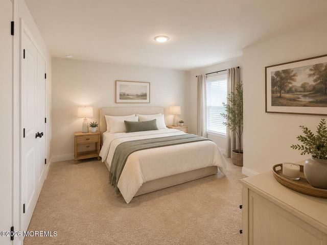 4 Victoria Gardens Square, Neptune Township, NJ 07753