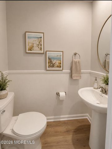 4 Victoria Gardens Square, Neptune Township, NJ 07753