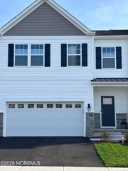 4 Victoria Gardens Square, Neptune Township, NJ 07753