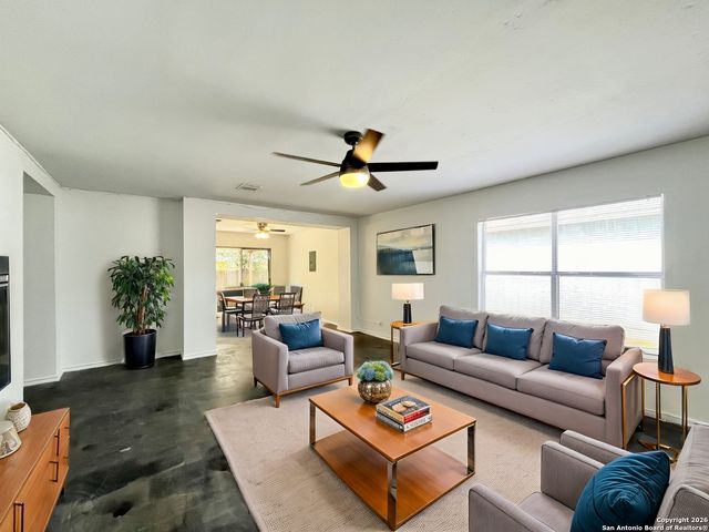 2411 Westgard Pass, San Antonio, TX 78245