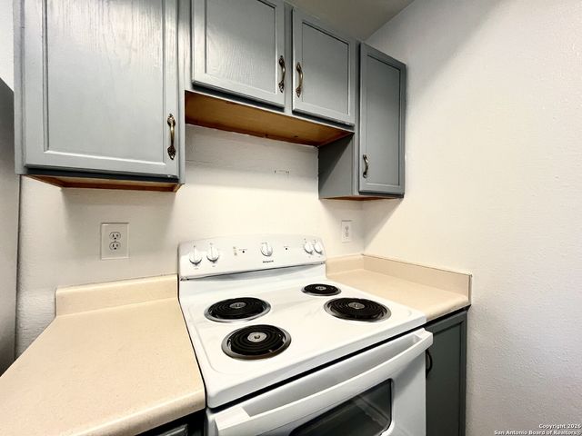 2411 Westgard Pass, San Antonio, TX 78245