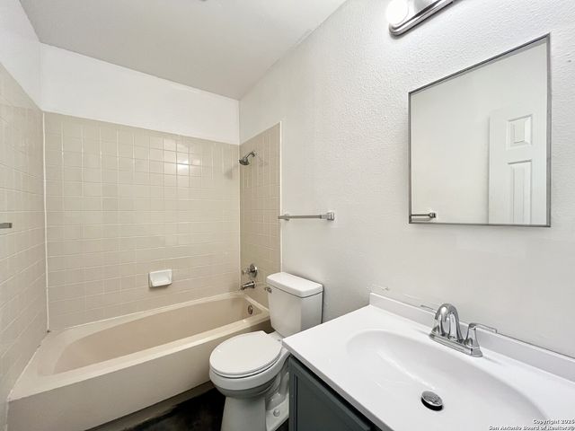 2411 Westgard Pass, San Antonio, TX 78245