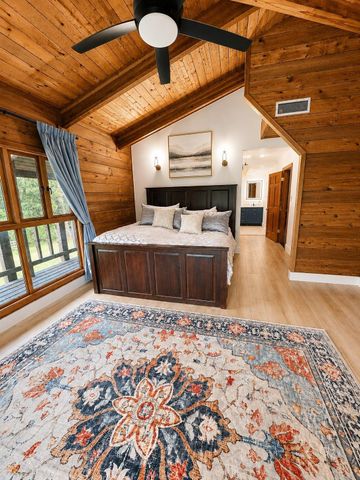 2405 Carriage Lamp Lane, Conroe, TX 77384
