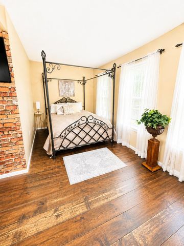 2405 Carriage Lamp Lane, Conroe, TX 77384