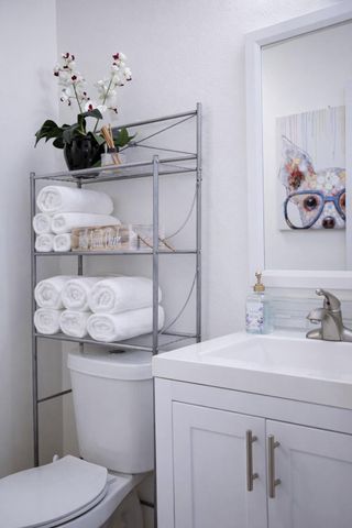 2405 Carriage Lamp Lane, Conroe, TX 77384