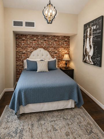 2405 Carriage Lamp Lane, Conroe, TX 77384