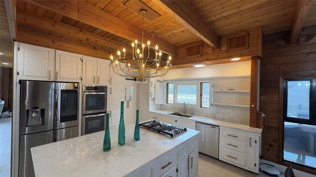 2405 Carriage Lamp Lane, Conroe, TX 77384