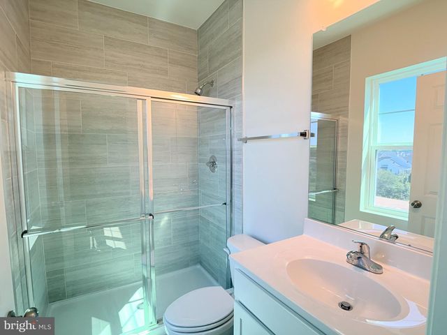 136 SWANSONG PL, Winchester, VA 22603