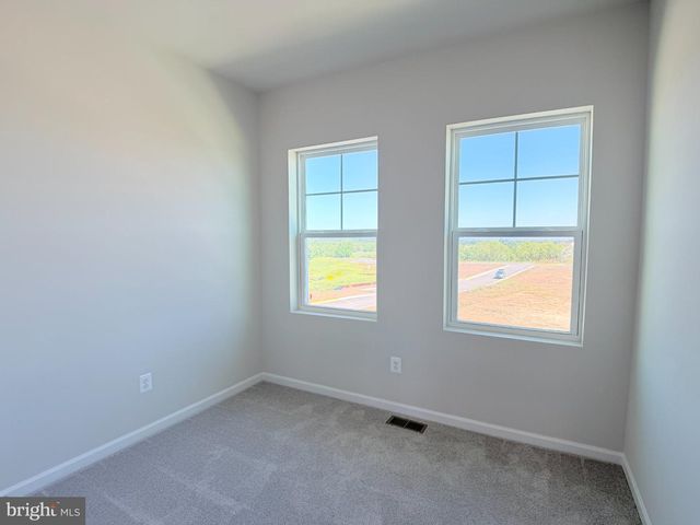 136 SWANSONG PL, Winchester, VA 22603