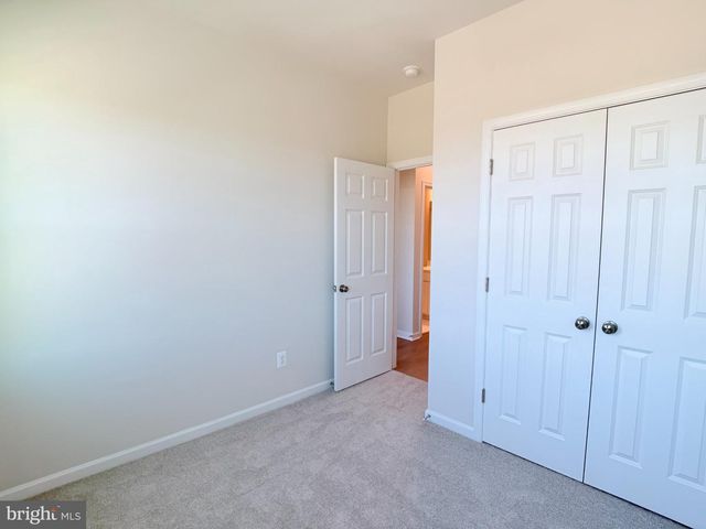 136 SWANSONG PL, Winchester, VA 22603