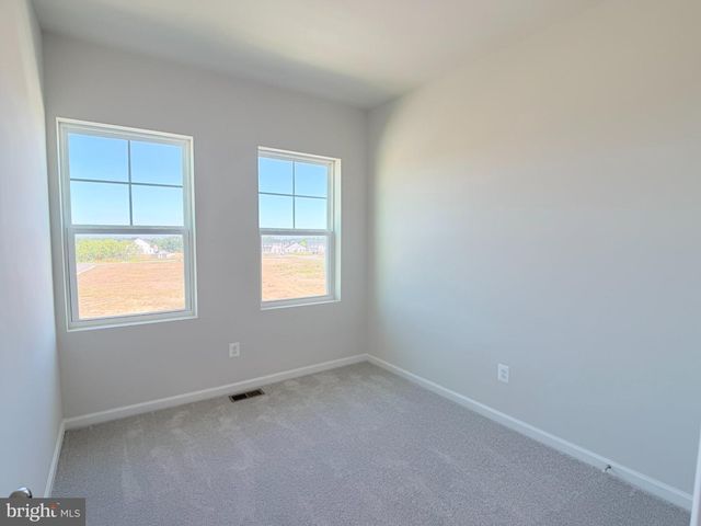 136 SWANSONG PL, Winchester, VA 22603