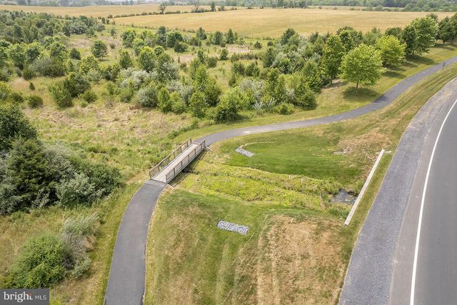 136 SWANSONG PL, Winchester, VA 22603