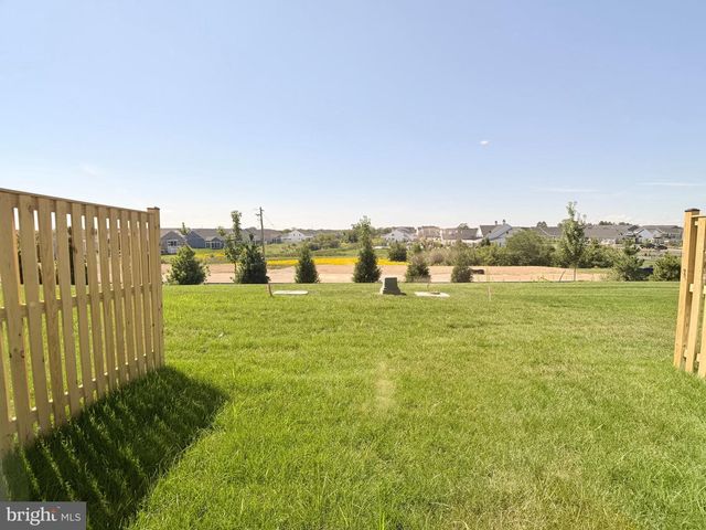 136 SWANSONG PL, Winchester, VA 22603