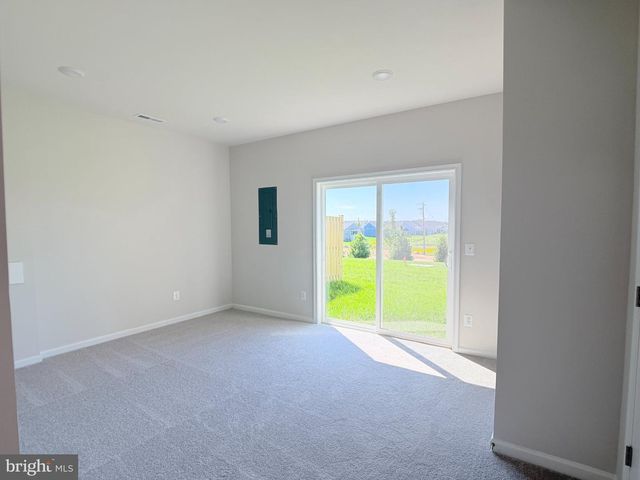 136 SWANSONG PL, Winchester, VA 22603