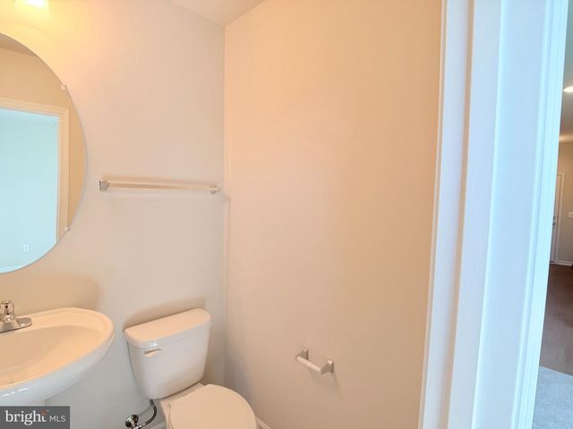 136 SWANSONG PL, Winchester, VA 22603
