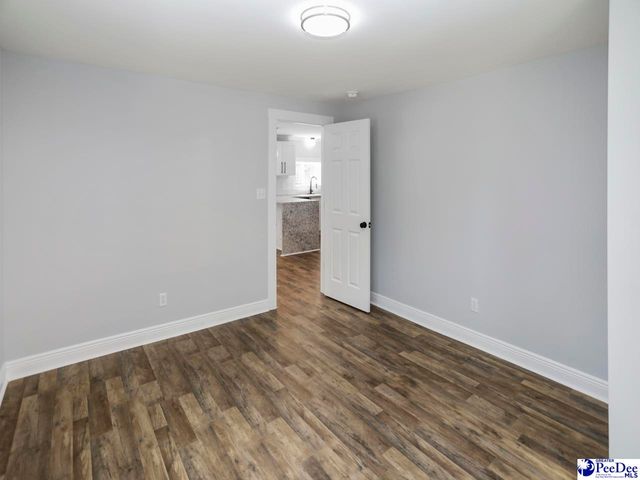 906 Gladstone, Florence, SC 29501