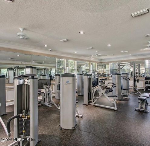 13035 SUNSET LAKE Drive, Jacksonville, FL 32258